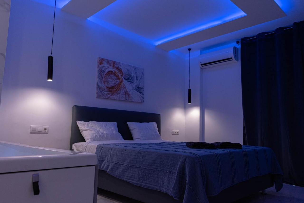 Athens Jacuzzi Apartment Dış mekan fotoğraf