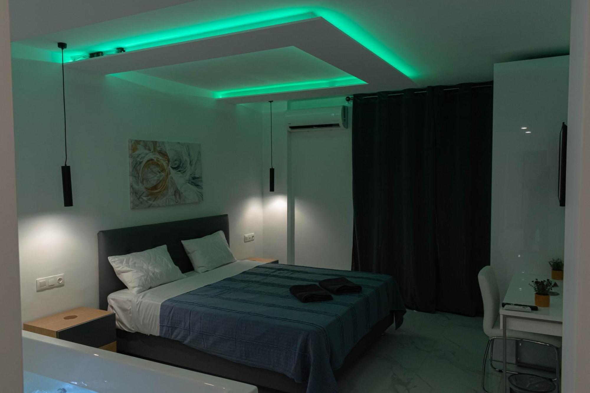 Athens Jacuzzi Apartment Dış mekan fotoğraf